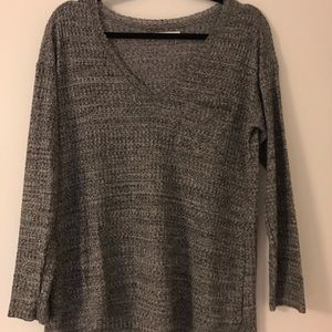 american eagle long sleeve v neck tee